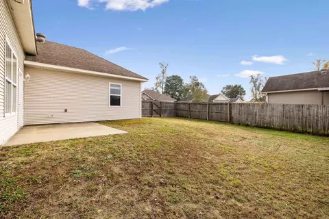 Exterior - 2701 Eden, Benton, AR 72015 photo 6 of 9