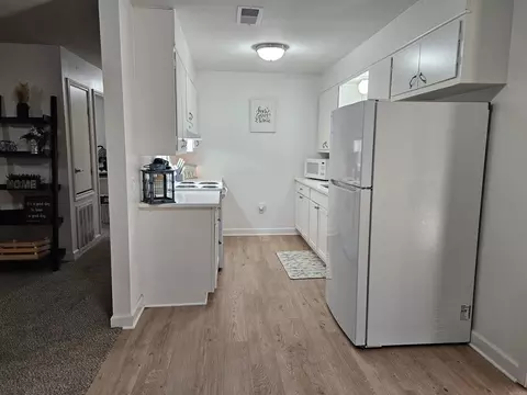 406 S Cypress St, Beebe, AR 72012 photo 8