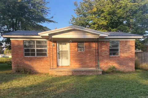 315 Roy Benton Dr, Manila, AR 72442