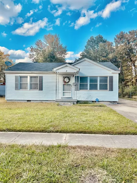 3 S Richard Dr, Pine Bluff, AR 71602
