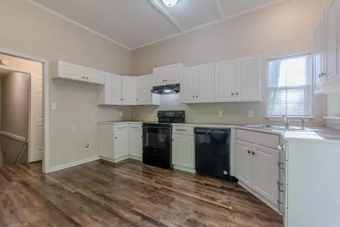 Other - 2104 Cherry Xing, Benton, AR 72015 photo 4 of 13