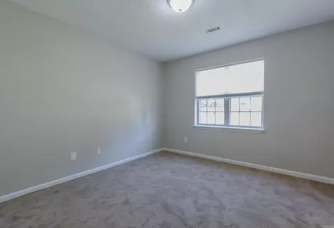 Bedroom - 2104 Cherry Xing, Benton, AR 72015 photo 2 of 2