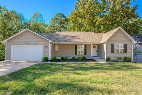 Exterior - 2104 Cherry Xing, Benton, AR 72015 photo 1 of 12
