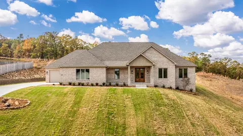 176 Maumelle Valley Dr, Maumelle, AR 72113