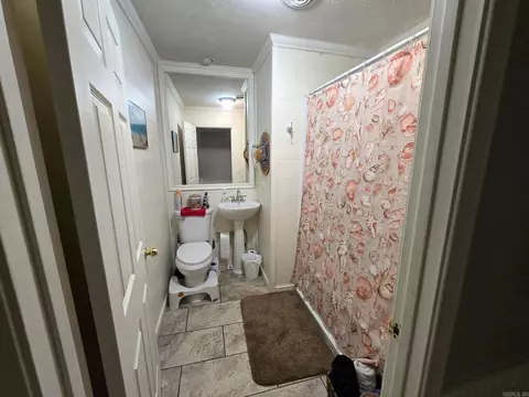 Bath - 100 E Campus St, Marshall, AR 72650 photo 2 of 2