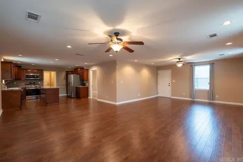 Living - 400 2nd St, Pangburn, AR 72121 photo 1 of 4