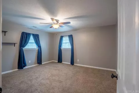 Bedroom - 400 2nd St, Pangburn, AR 72121 photo 4 of 10