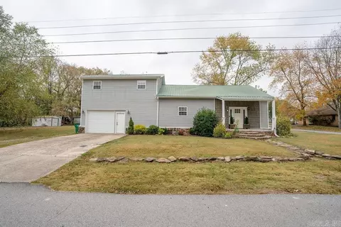 Exterior - 400 2nd St, Pangburn, AR 72121 photo 3 of 8