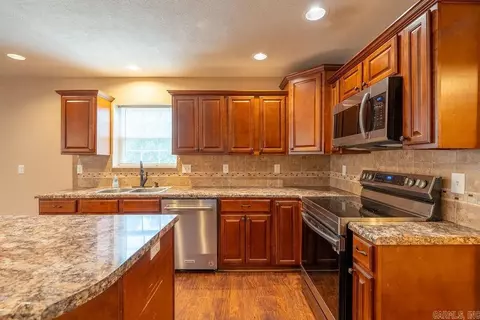 Kitchen - 400 2nd St, Pangburn, AR 72121 photo 4 of 5