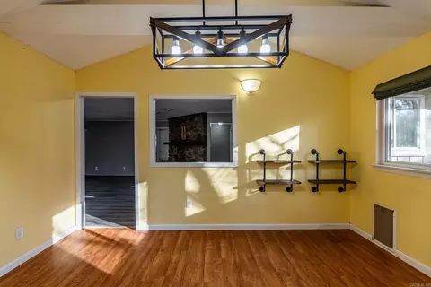 Living - 18 Sheila Ln, Mabelvale, AR 72103 photo 1 of 7