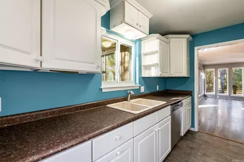 Kitchen - 18 Sheila Ln, Mabelvale, AR 72103 photo 3 of 3