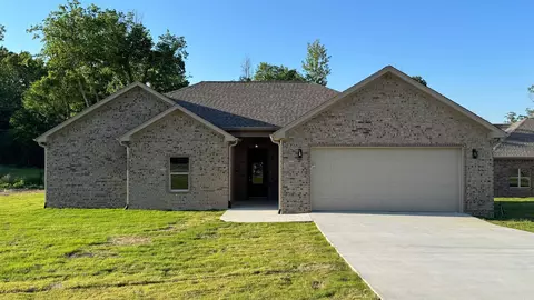 210 Petronia St, Hot Springs, AR 71913