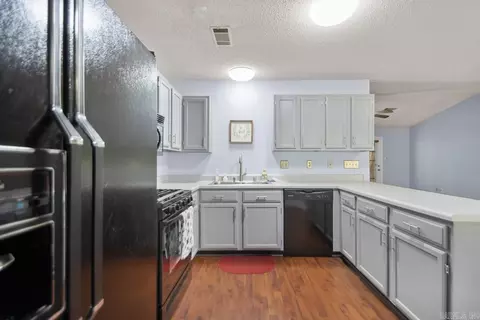 Kitchen - 3000 Andrew Dr, Bryant, AR 72022 photo 4 of 4