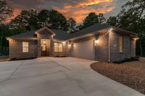 24 Brilliante Ln, Hot Springs Village, AR 71909