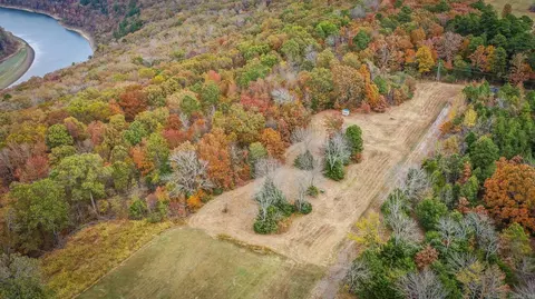 10 Eagle Ridge Dr, Greers Ferry, AR 72067