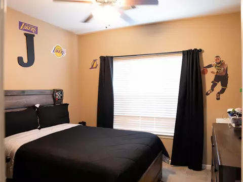 Bedroom - 21 Ponds Edge Ln, Alexander, AR 72002 photo 1 of 7
