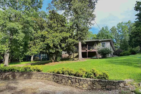 67 Powhatan Dr, Cherokee Village, AR 72529