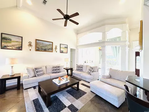 Living - 3858 Liberty Cv, Benton, AR 72015 photo 4 of 7