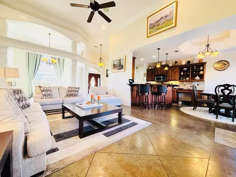 Living - 3858 Liberty Cv, Benton, AR 72015 photo 3 of 7