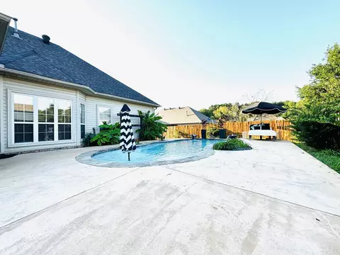 Exterior - 3858 Liberty Cv, Benton, AR 72015 photo 9 of 16