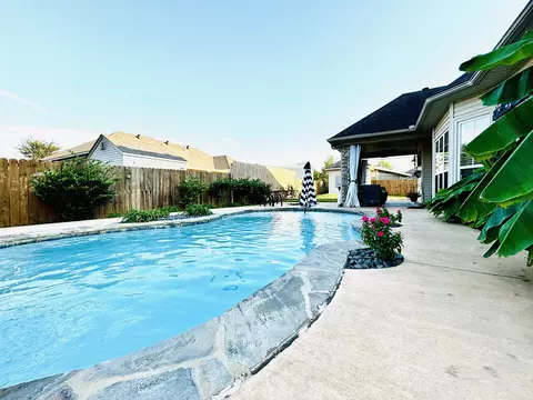 Exterior - 3858 Liberty Cv, Benton, AR 72015 photo 8 of 16