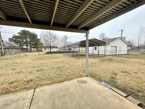 Exterior - 1217 2nd St, Trumann, AR 72472 photo 3 of 8