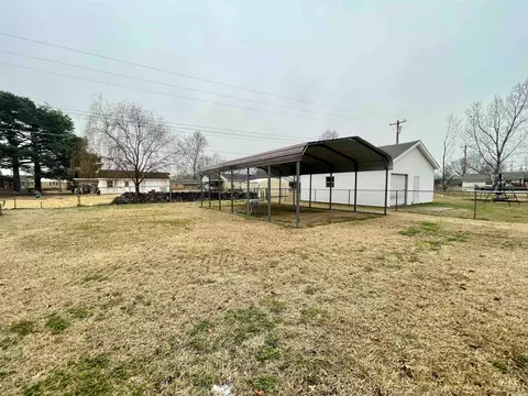 Exterior - 1217 2nd St, Trumann, AR 72472 photo 6 of 8