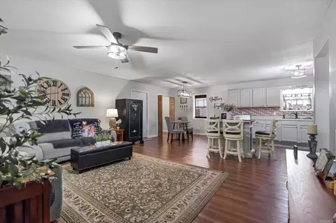 110 Rickey St, Tuckerman, AR 72473 photo 2