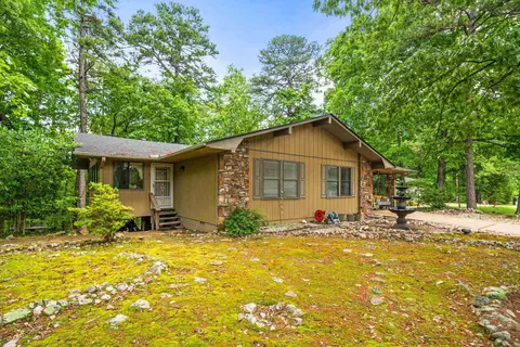 1 Vilafranca Ln, Hot Springs Village, AR 71909