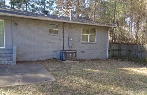 Exterior - 404 S J P Wright Loop, Jacksonville, AR 72076 photo 2 of 4