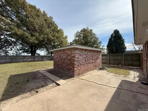 Exterior - 909 Circle Dr, Walnut Ridge, AR 72476 photo 2 of 4
