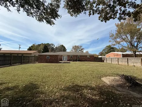 Exterior - 909 Circle Dr, Walnut Ridge, AR 72476 photo 3 of 4
