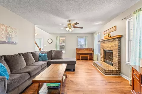 2000 Cherry Xing, Benton, AR 72015 photo 22