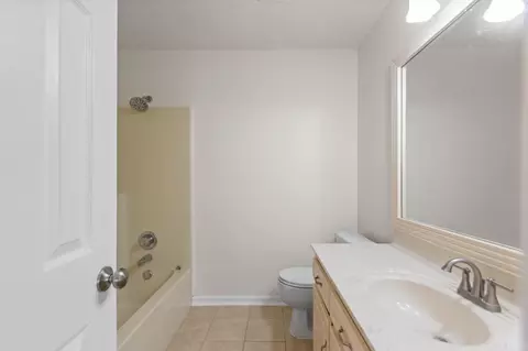 Bath - 51 Fieldcrest Cir, Cabot, AR 72023 photo 2 of 3