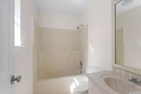 Bath - 51 Fieldcrest Cir, Cabot, AR 72023 photo 3 of 3