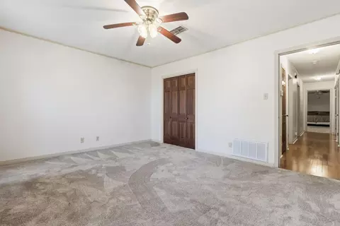 Bedroom - 2002 W 42nd Ave, Pine Bluff, AR 71603 photo 1 of 6