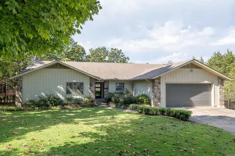 625 Edgewater Cv, Heber Springs, AR 72543