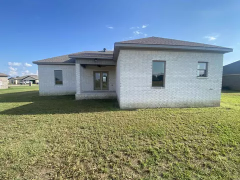 244 Quincy Cir, Trumann, AR 72472 photo 3