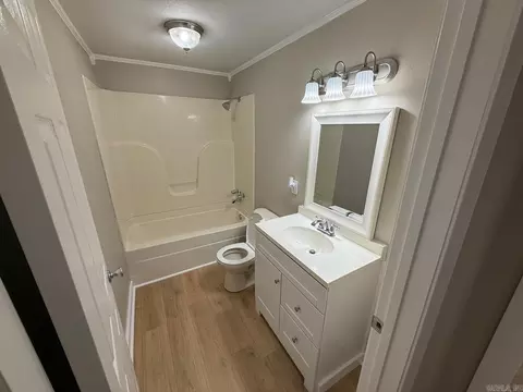 Bath - 220 Wright St, Lonoke, AR 72086 photo 1 of 1