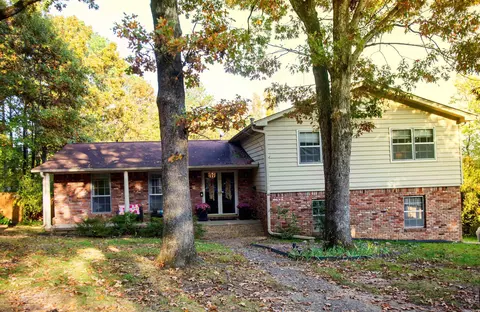 1912 Clapboard Hill Rd, Little Rock, AR 72227