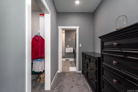 Entry Way - 24 Blue Jay Way, Conway, AR 72032 photo 3 of 4