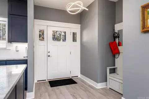Entry Way - 24 Blue Jay Way, Conway, AR 72032 photo 1 of 4