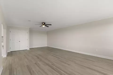 Living - 38 Windwood Loop, Conway, AR 72034 photo 9 of 10