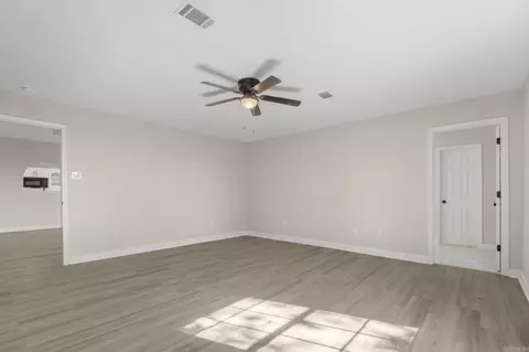 Living - 38 Windwood Loop, Conway, AR 72034 photo 10 of 10