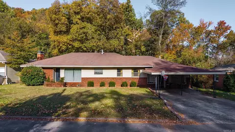 4 Branch Dr, Little Rock, AR 72202