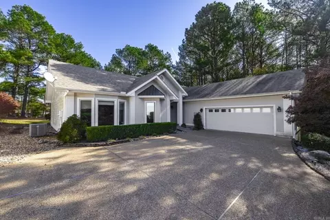 22 Poema Ln, Hot Springs Village, AR 71909