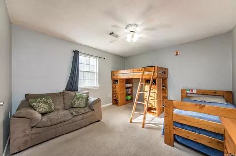 Bedroom - 22 Primrose Ln, Greenbrier, AR 72058 photo 8 of 9