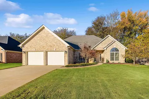 Exterior - 6121 Westminster, Benton, AR 72019 photo 2 of 12