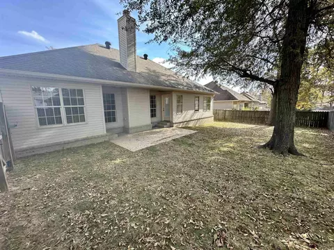 Exterior - 211 Hidden Meadows Dr, Benton, AR 72015 photo 2 of 2