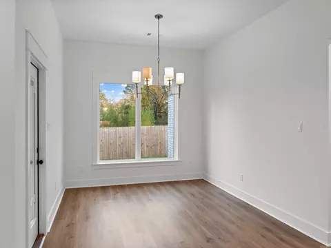 Dining - 122 Harmony Vlg, Haskell, AR 72015 photo 1 of 1